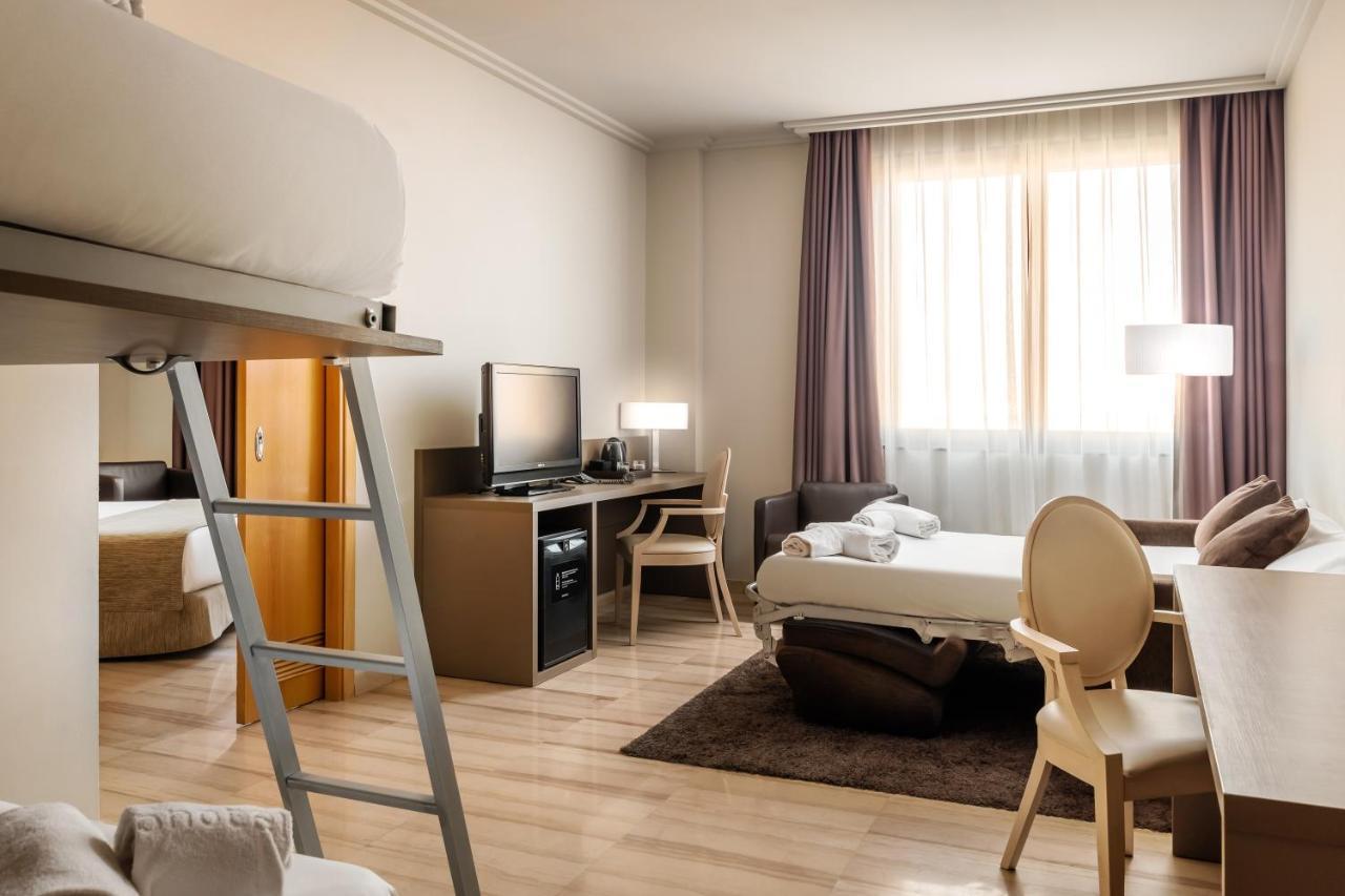 Hotel Sb Ciutat Tarragona Zewnętrze zdjęcie